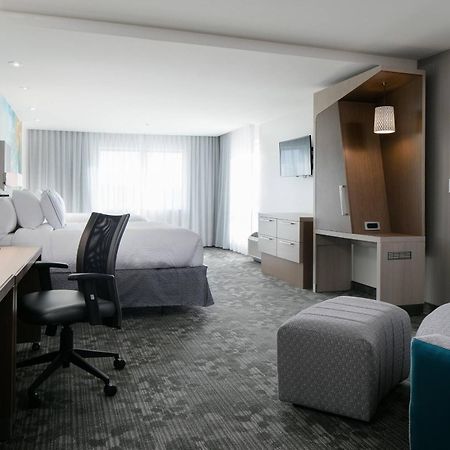 Courtyard By Marriott Omaha Bellevue At Beardmore Event Center Exterior photo